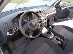 Octavia combi 2,0tdi 103kw r.v.2013 - 8