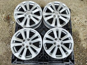 Alu sada = 5x114,3 = R17 = orig. NISSAN - 8