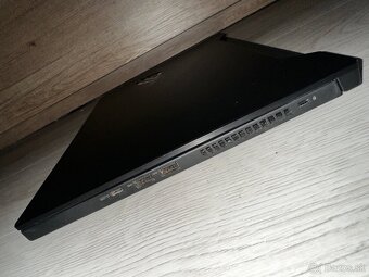 Asus ROG Zephyrus S GX502 - 8