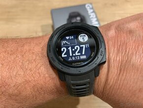 Garmin Instinct - 8