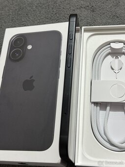 Predám Apple iPhone 16 256GB Black Stav Nového Telefónu - 8