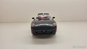 1:18 ALFA ROMEO SPIDER - 8