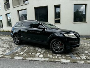 Audi Q7 3,0 TDi - 8