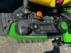 Malotraktor John Deere 1026R s najvyššou výbavou - 8