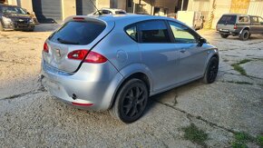 Seat Leon 1.6 i Havarovany - 8