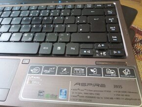 Acer extensa 5230 a k nemu plne funkčný Acer Aspire 3935 - 8