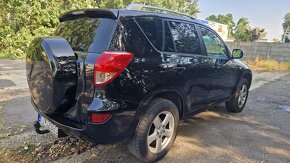 TOYOTA RAV 4 2.2D-ID.4WD - 8