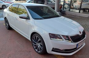 Škoda Octavia 2.0 TSI 140kW DSG Laurin & Klement - 8