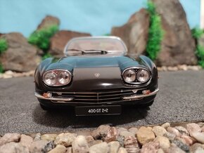 Prodám nový model 1:18 Lamborghini 400GT 2+2 - 8