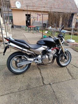 Honda Hornet 600 - 8