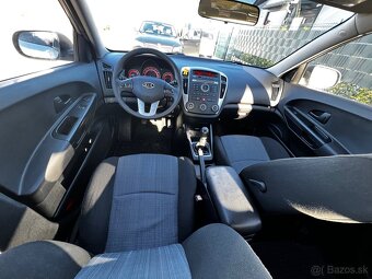 KIA Ceed 1.4i - 8