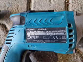 Elektrický skrutkovač Makita FS4300 na sadrokartón - 8