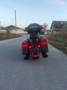 Harley Davidson Street Glide - 8