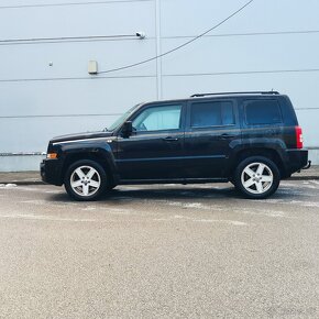 Jeep Patriot 2.2 CRD 4x4 /aj splátky/ - 8