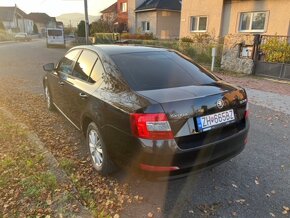 Škoda Octavia 1.6 TDI Ambition - 8