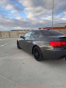 Bmw 3 e92 320i - 8