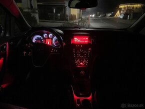 Opel Astra J 1.7 xenon led ťažné zariadenie - 8