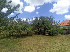 Rodinný dom s garážou - 8