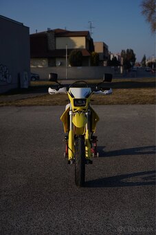 Suzuki DRZ 400 SM - 8