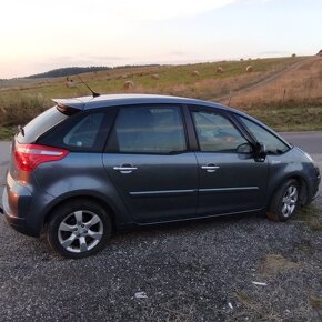 Predám Citroen C4 Picasso 1.6. Hd - 8