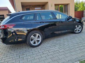 Opel Insignia - 8