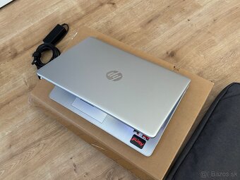 HP/Notebook/Ryzen 7 5700/32GB RAM DDR4/256GB M.2 SSD/ - 8