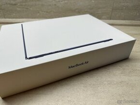 Apple MacBook Air 15 M3 8 GB / 256 GB (Nový, zabalený) - 8