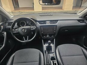 Škoda Octavia Combi 1.6 TDI M5 Style Navi DVD Canton koža - 8