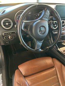 Predám Mercedes-Benz AMG GLC 250d 4 MATIC - 8