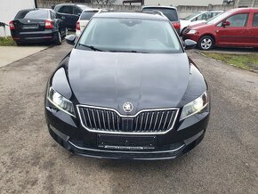 ŠKODA SUPERB COMBI L&K 2.0 CRTDI 140KW DSG 4X4 - 8