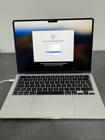 MacBook AIR M2 Silver Záruka 99% batéria - 8