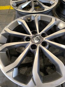 5x112 R18 SsangYang Alu disky + TPMS Senzor tlaku - 8