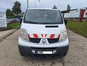 Renault Trafic 7 miestne - 8