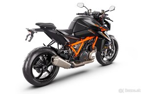 KTM 1390 SUPER DUKE R - 8