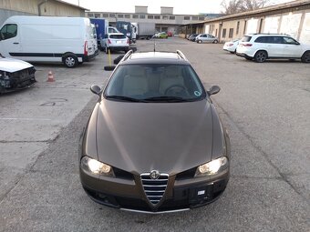 Alfa Romeo CROSSWAGON Q4 (4x4) 1.9 JTDm_iba 88.886km_ - 8