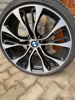 Originál BMW STYLE 599 + pneumatiky PIRELLI P ZERO E - 8