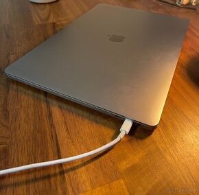 macbook pro 16 2019 512GB - 8