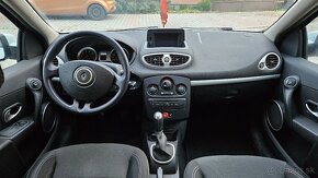 Renault Clio III - 8