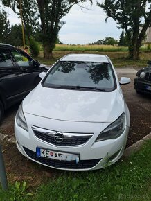 Opel Astra 1.7 - 8