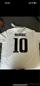 Real Madrid Kit Season 2022/23 Modrič - 8