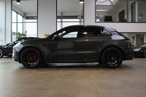 Porsche Macan - 8