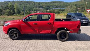 Toyota Hilux Double Cab Duty 4x4 - 8