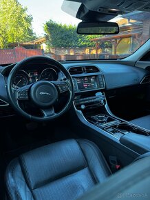 Jaguar XE 2.0d 180k Portfolio - 8