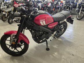 YAMAHA XSR 125 - 8