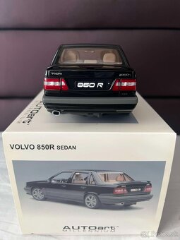 1:18 Autoart, Volvo - 8