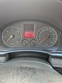 Predám Volkswagen Golf 5 1.9tdi - 8