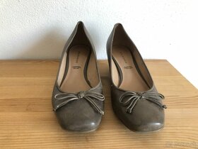 kvalitné dámske topánky – 3 páry –  veľkosť 41-42 - 8