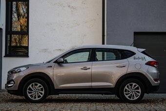 Hyundai Tucson 1.7 CRDi Family - 8