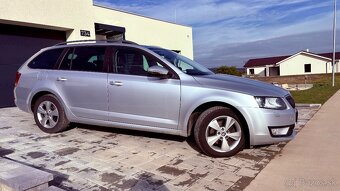 Škoda Octavia Combi 2.0 TDI Ambition DSG - 8