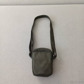 NA PREDAJ  pánska kapsička Nike cez rameno (crossbody) - 8